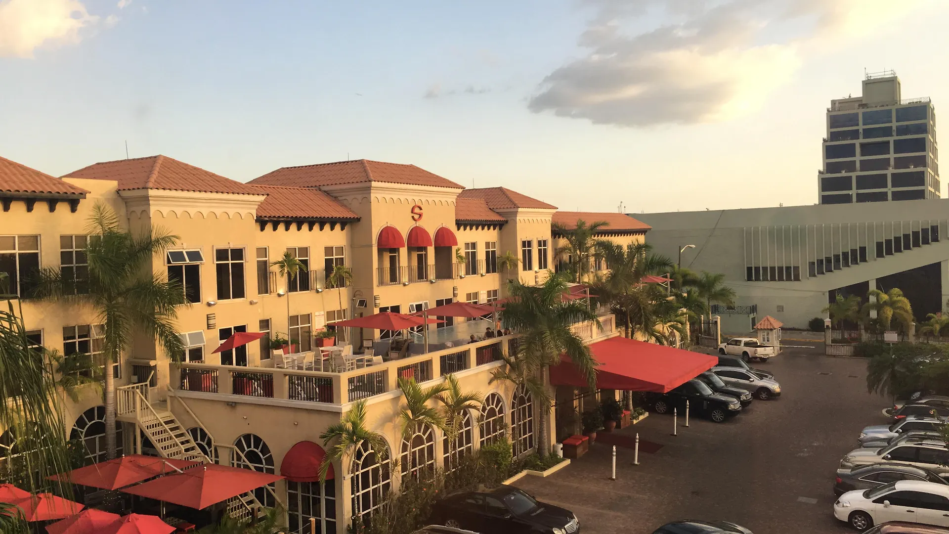S Hotel Kingston