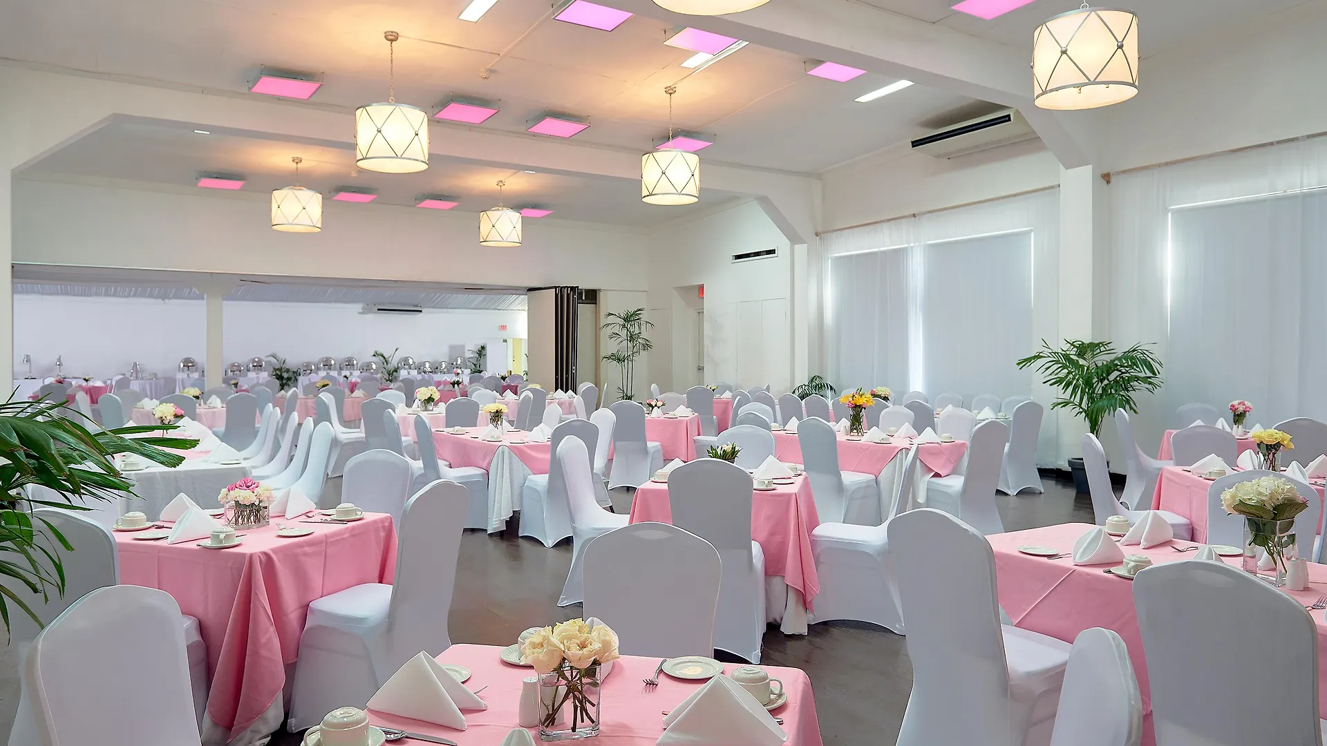 *****  S Hotel Kingston Jamaica